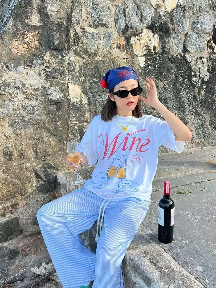 JHYF American Retro Oversize Hand-Drawn Graffiti Short-Sleeve T-Shirt for Women Original Design Summer Street Style Cotton Tee