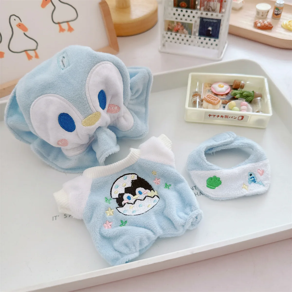 The first, second and third generations of blind box doll clothes, cute mini penguin doll clothes and crawling suits