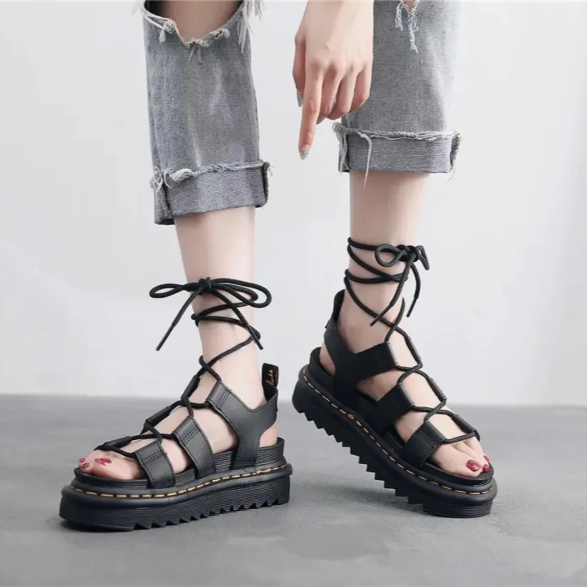 

Roman Style Thick Heel Sandals Women's Vintage Beach Leather High Top Women's Sandals Breathable Casual round Toe Slip-On Shoes
