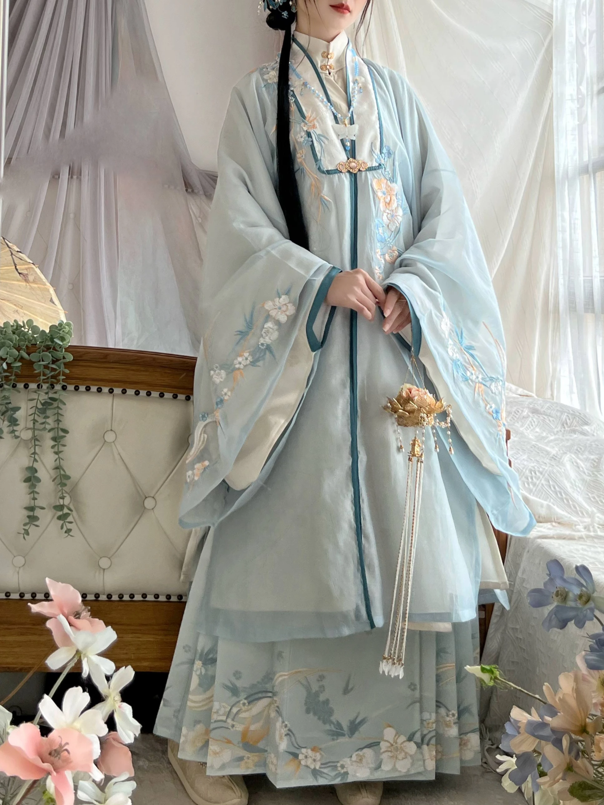 original Hanfu Ming-made stand-up gown one-piece horse-face skirt heavy industry embroidery spring and summer