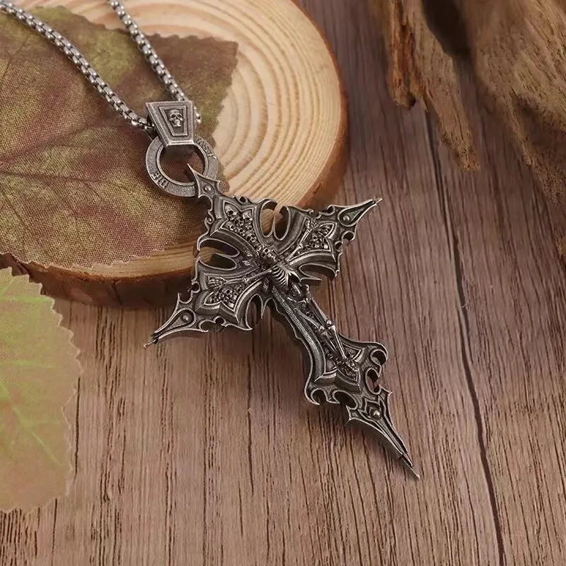 A Fashionable and Personalized Retro Gothic Nail Cross Skull Cross Pendant Necklace Halloween Necklace