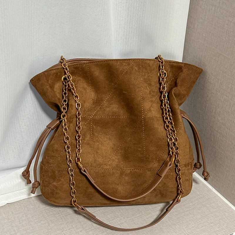 

Brand Diamond-shaped Underarm Bag New Women Luxury Retro Fashion Versatile Drawstring Chain Bag Textured Hardware Shoulder Bag