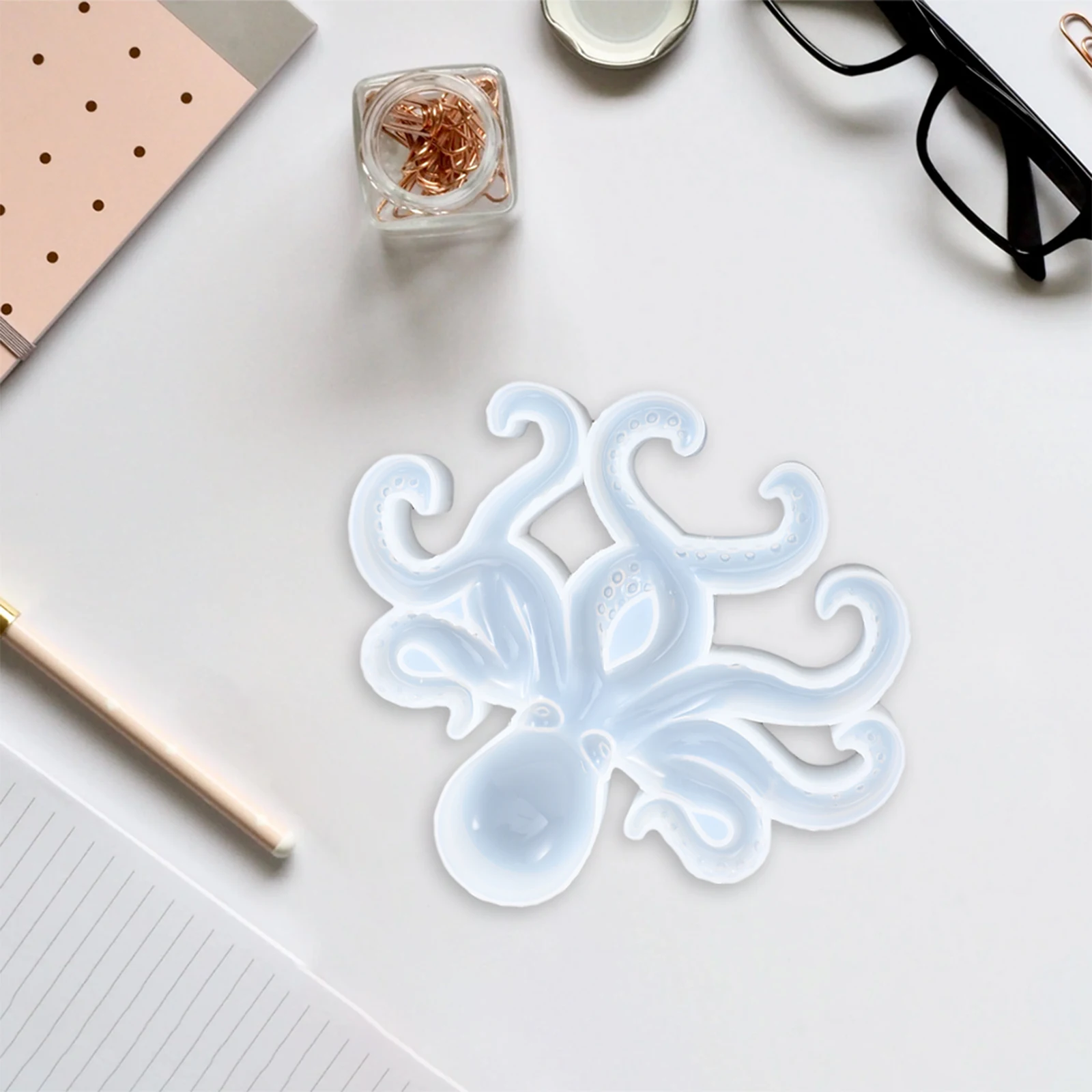 

Silicone Octopus Mold for DIY Crafts Home Decoration Reusable Flexible Baking Tools Animal Shaped Key Hanger Christmas Decor