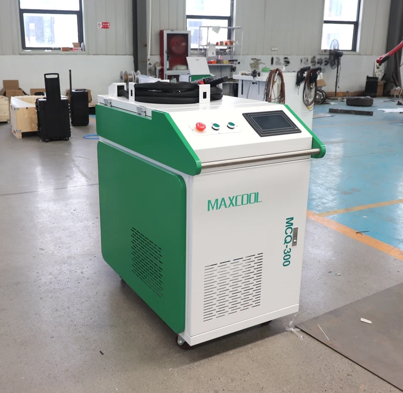 Maxcool 300W JPT Pulse Laser Removal Fiber Laser Cleaning Machine For Wood Varnish Paint Rust Oil