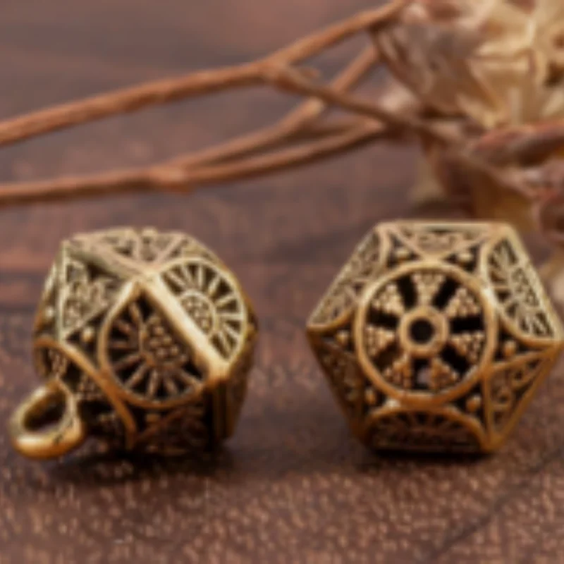 

Metal Hollow Digital Dice for DND Other Tabletop Polyhedral Board Games RPG Entertainment Leisure Tome Tool 7 Piece/Set