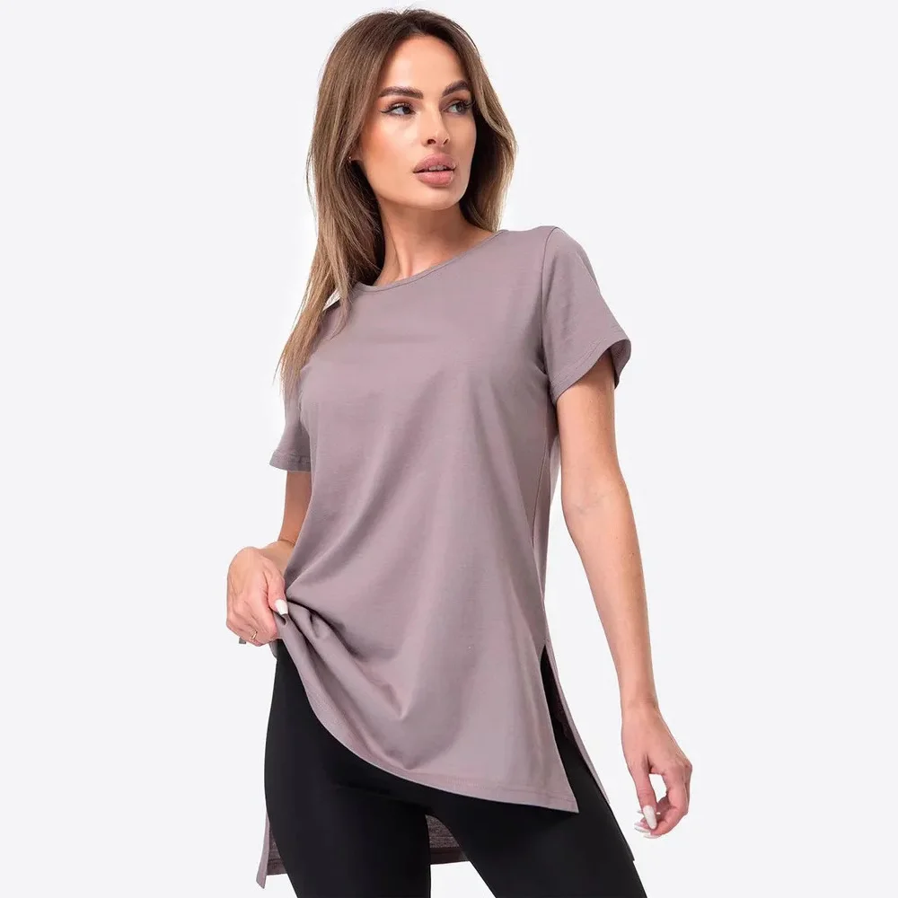 TACVASEN المرأة اليوغا تي شيرت سريعة الجافة عادية Crewneck تجريب القمصان تنفس رياضة رياضية تي شيرت الجانب الشق مائل هملين
