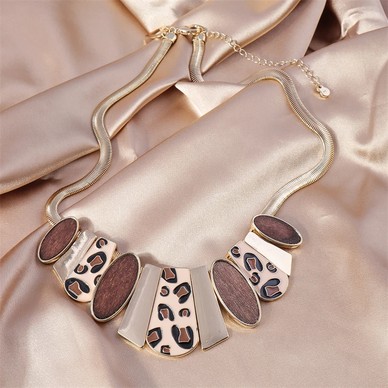 Elegant Leopard Statement Necklace for Women Girls Party Holiday Jewelry Gifts