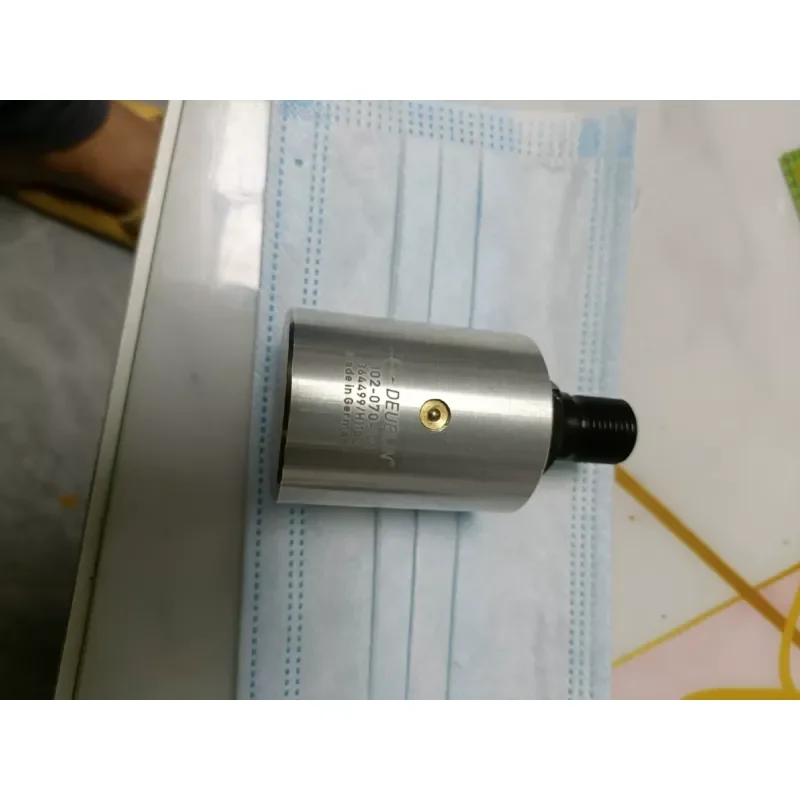 Rotary joint 1102-070-121 is in stock; inquiries are welcome.