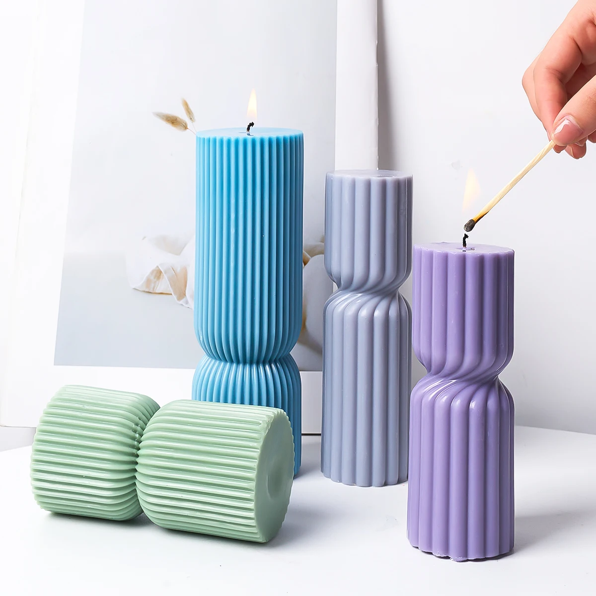 New Vertical Stripe Candle Silicone Mold DIY Geometric Cylindrical Scented Candle Gypsum Pouring Resin Mould Table Home Decor