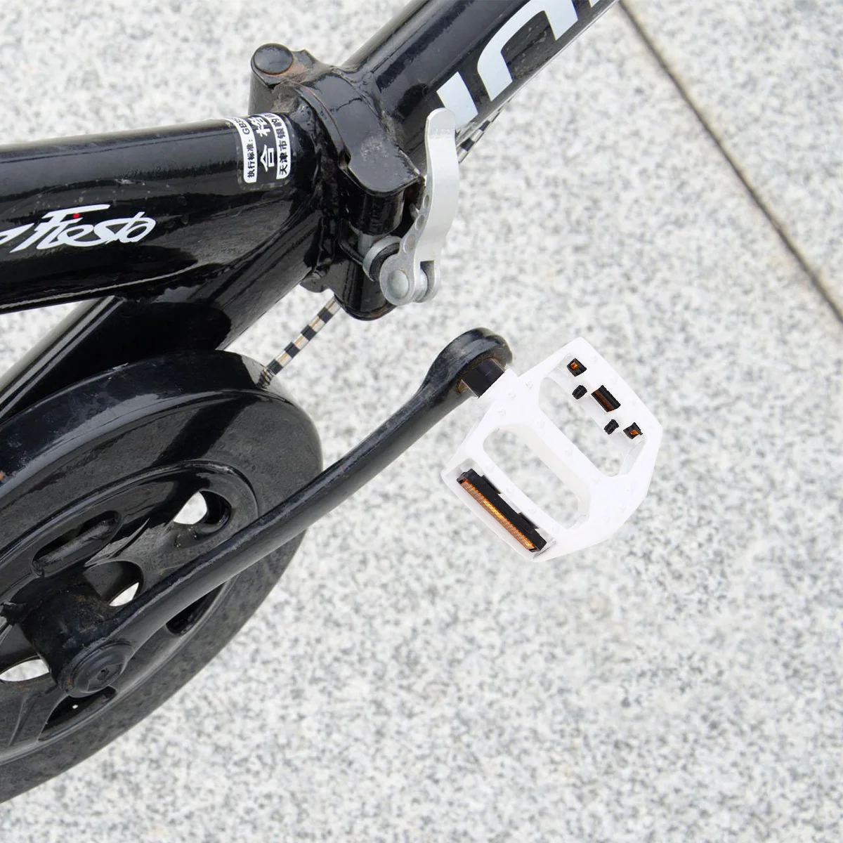 1Pair Aluminium Alloy Bike Pedal Durable Rolling Ball Design Easy Install Stable for Mountain Road Urban Cycling