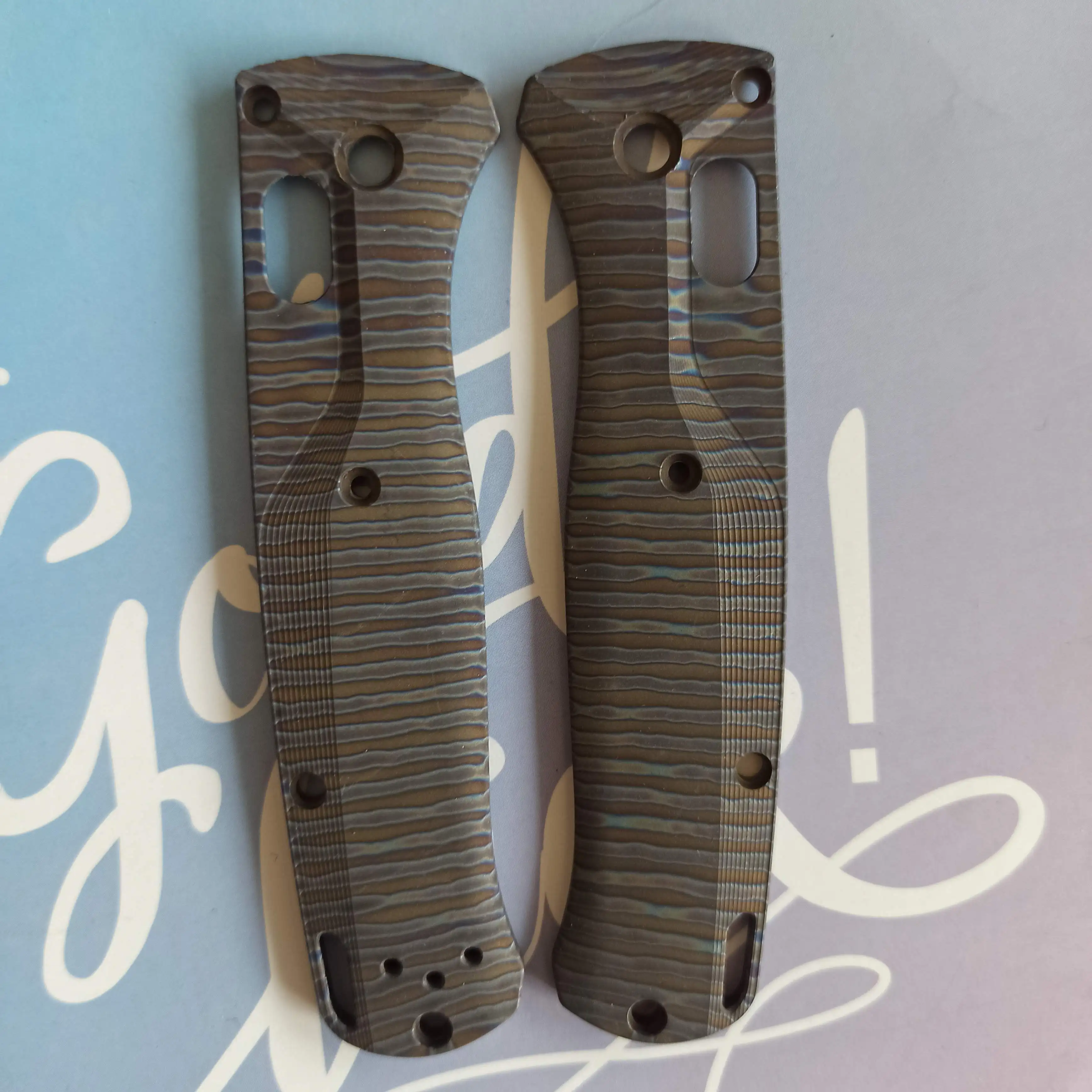 1 زوج مخصص النمر شريط سبائك التيتانيوم مقبض الموازين ل Benchmade Bugout 535 DIY بها بنفسك صنع الملحقات أجزاء
