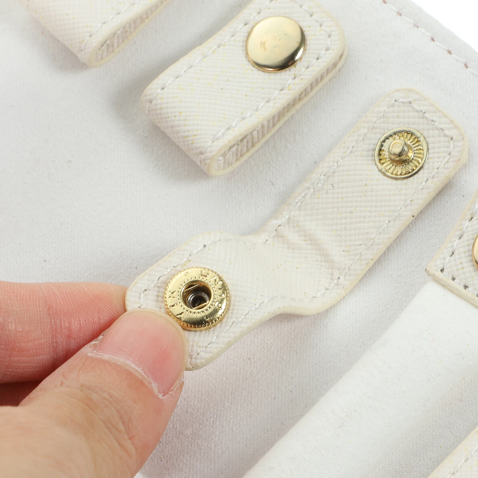 

Jewelry Storage Bag Foldable Lightweight Travel Organizer Pouch Portable Compact for Rings Necklaces Earrings Fold