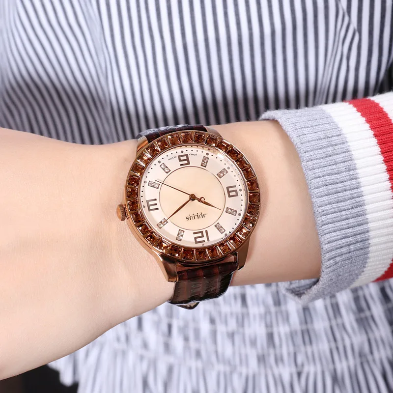 Elegant women's wristwatch large dial, trendy and fashionable Korean style, leather strap, quartz women's watch, gift for women.