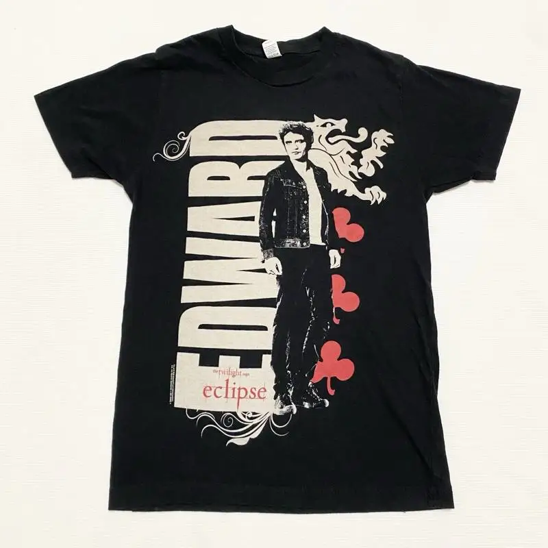 Edward Cullen Red Rose Twilight Vintage T-Shirt