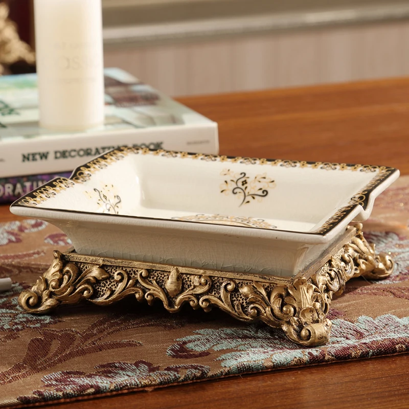 

European-Style High-End Luxury Ceramic Large Creative Fashion Living Room Desk Hotel Cigar Ashtray Decoration Ornaments