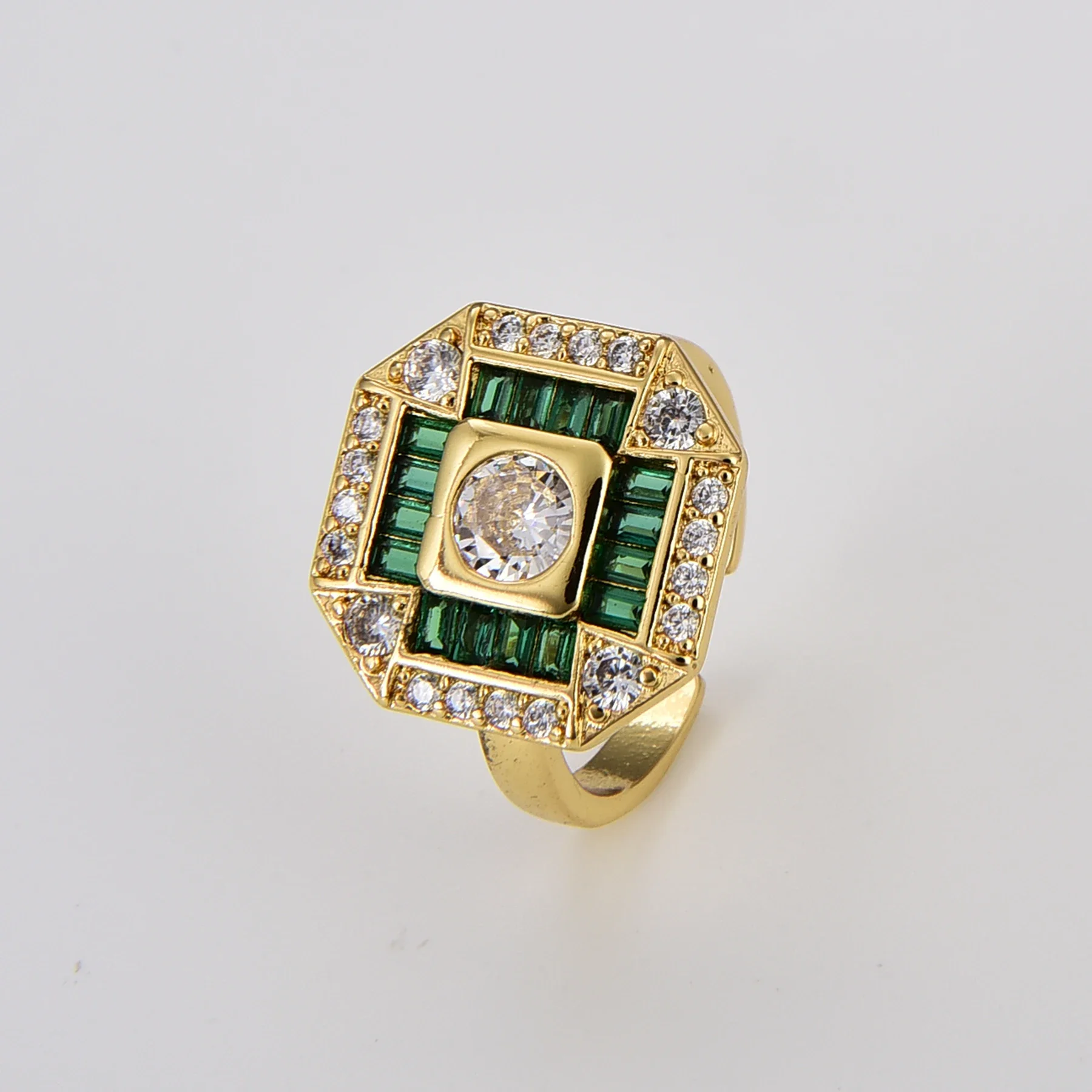 Business Style Rings Handicraft Jewelry Charm Fashaion Design Gold Color Metal Bling Zircon Rings Birthday or Anniversary Gifts