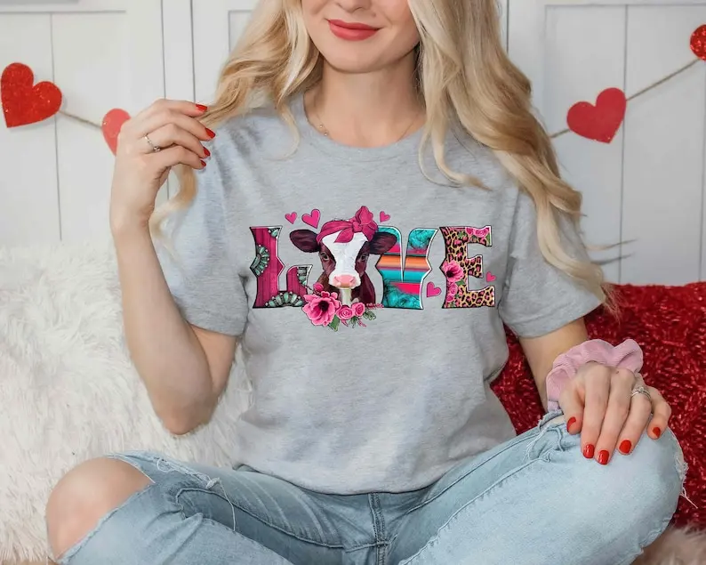 Valentines Day Cow Love Day Shirts For Women , Lips Kiss Tee, Cute Valentine Shirt, Family Squad Christmas Mardi Gras Cat Dog