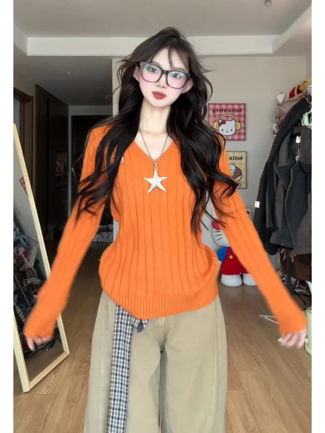 Korean Style Sweet Spicy Orange V-Neck Embroidered Knitwear Women's Autumn Winter Slimming Beautiful Top Waist-Cinching Sweater