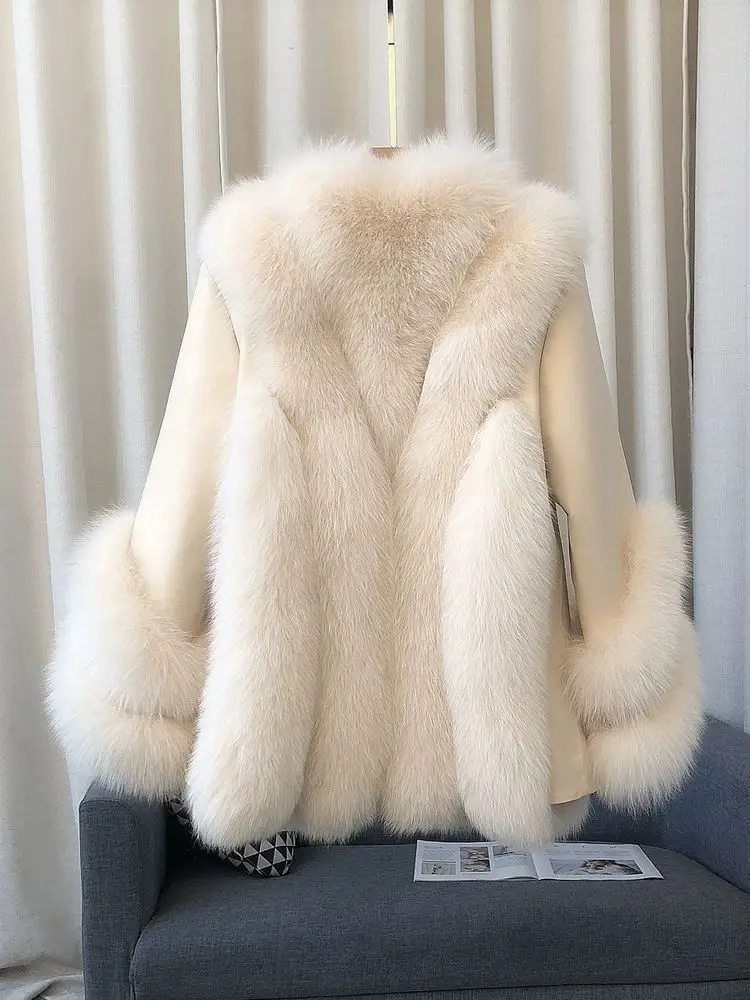 Whole Skin Fox Fur Grass Women's Mid length 2023 New Fur Integrated Sheep Skin White Duck Down Down Coat Winter