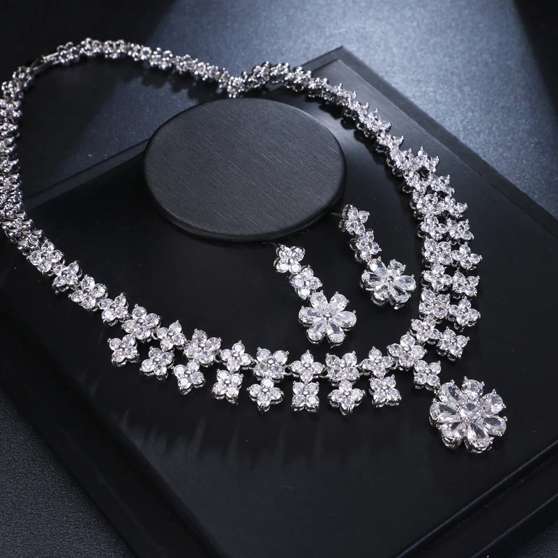 

Luxury Bridal Jewelry Set, AAA Cubic Zirconia Necklace Earrings & Headwear for Wedding, Dinner Party, Wholesale Supply