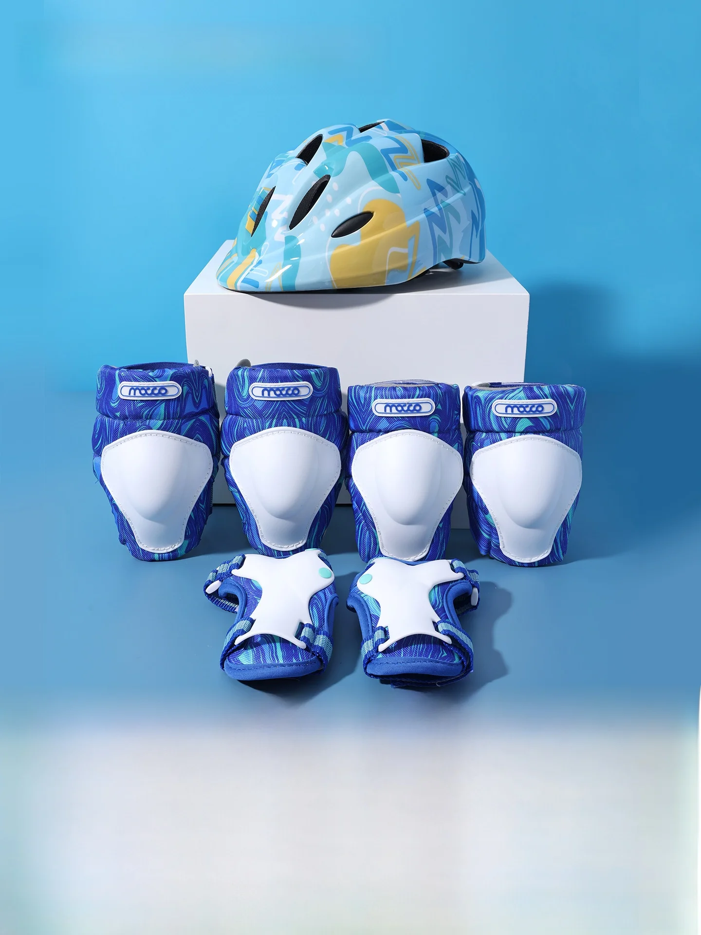 michael-professional-roller-skating-protective-gear-children's-ice-hockey-equipment-knee-elbow-pads-balance-bike-bicycle-helmet