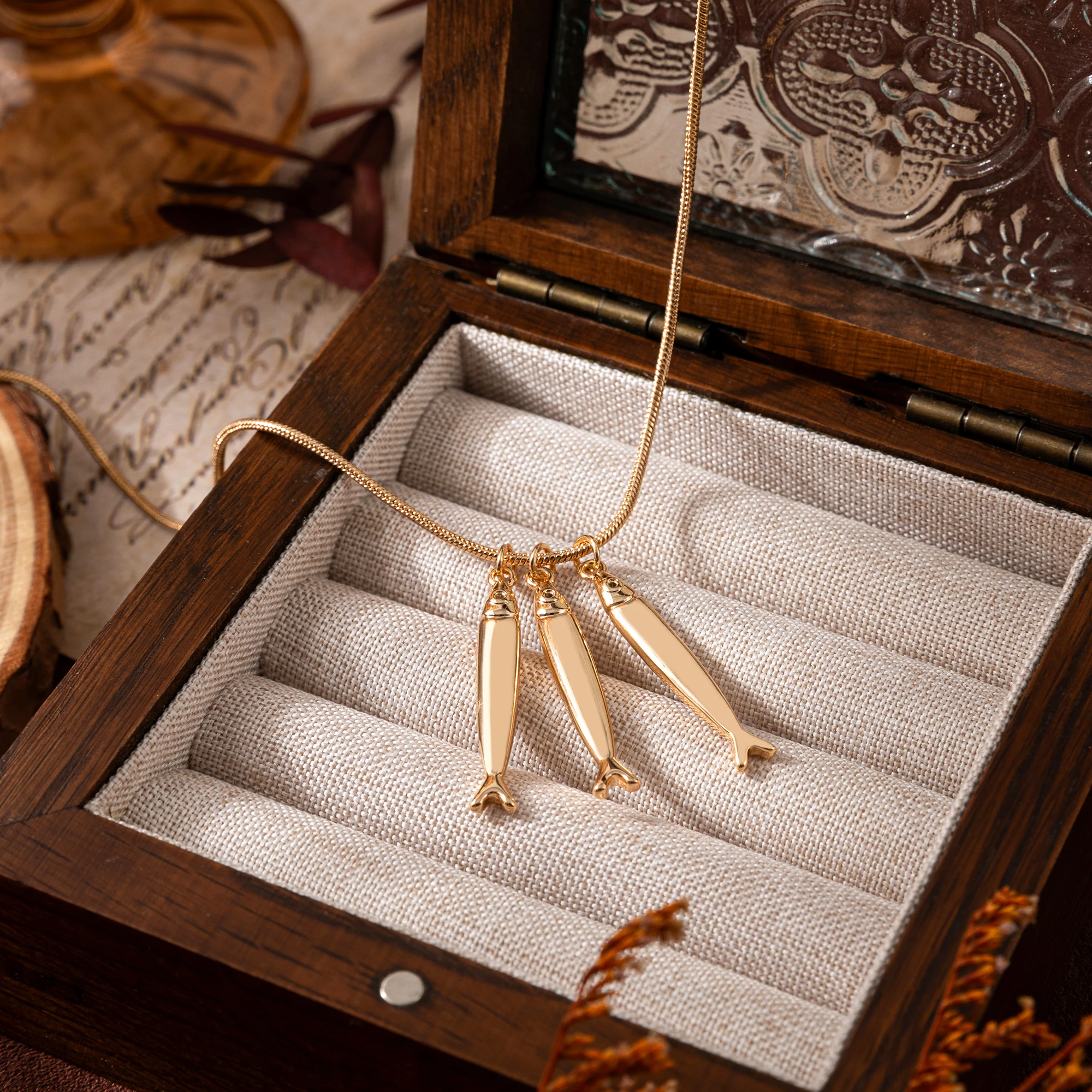 

Vintage Fish Pendant Necklace | 18K Gold Plated Copper Color Preserved Jewelry Gift