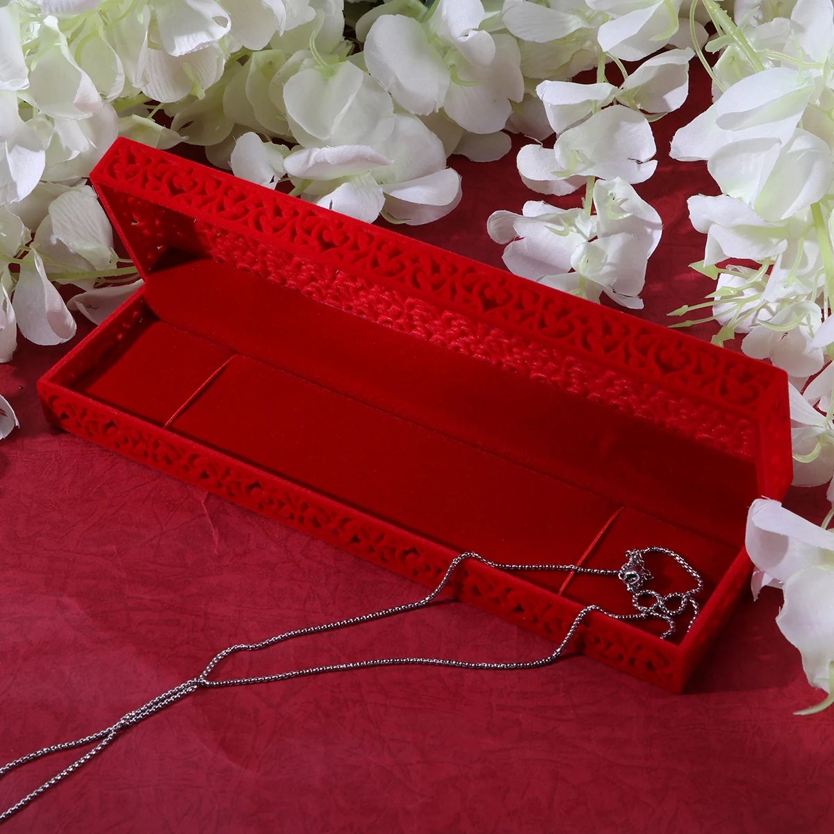 

Элегантная полая красная шкатулка для драгоценностей, прочный винтажный стиль, органайзер для хранения ювелирных изделий для спальни, офиса, подарки, коробка для колец