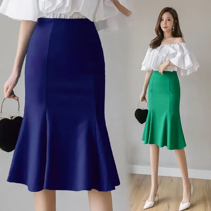 La gonna altalena svasata alla moda versatile quattro stagioni da donna mostra la gonna con borsa professionale a metà corpo a vita alta con temperamento sottile