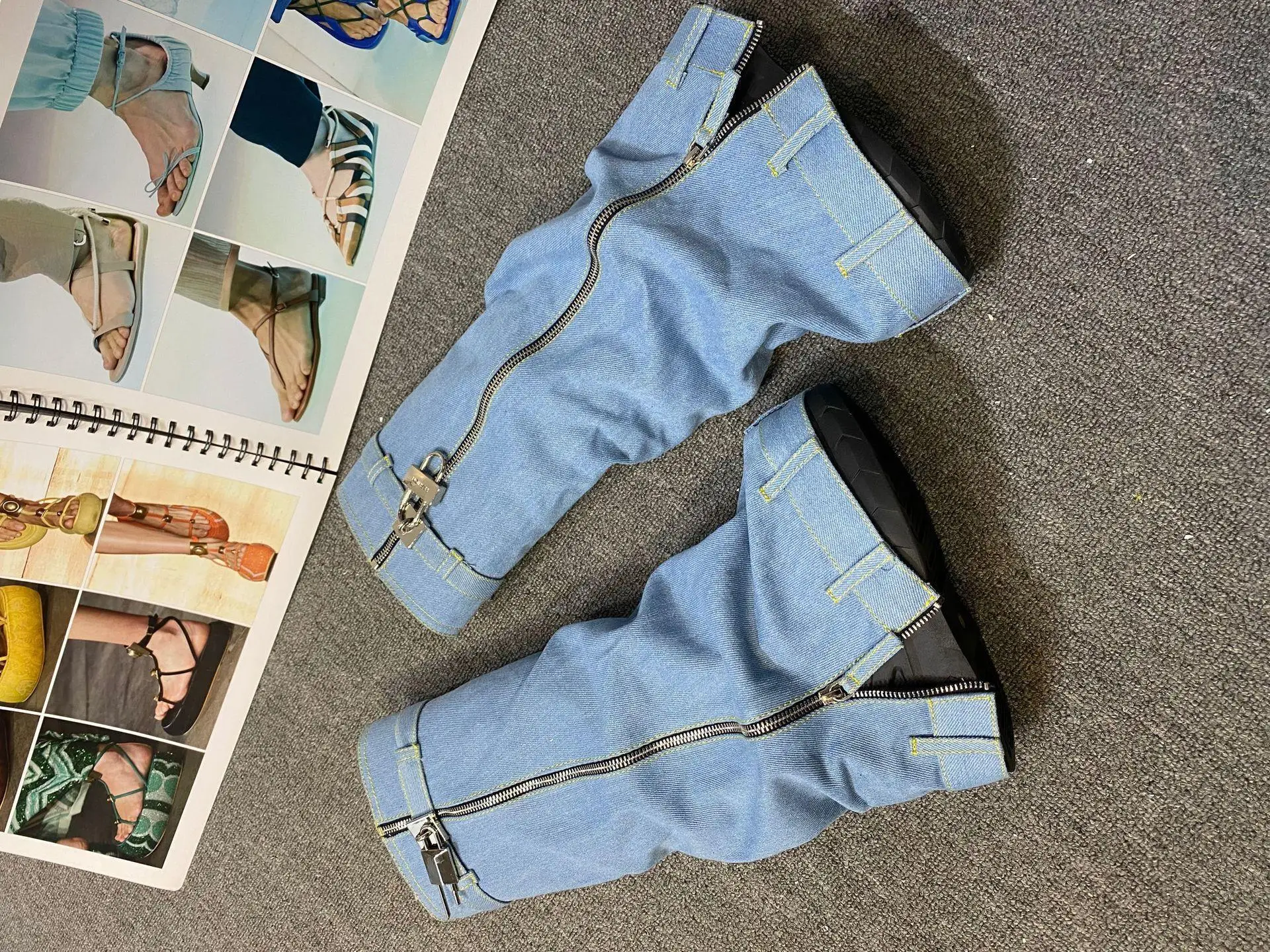 European/american New Thick Sole Cowboy Boots Shark Round Head Women's Boots Large Long Barrel Belt Buckle Women's Shoes