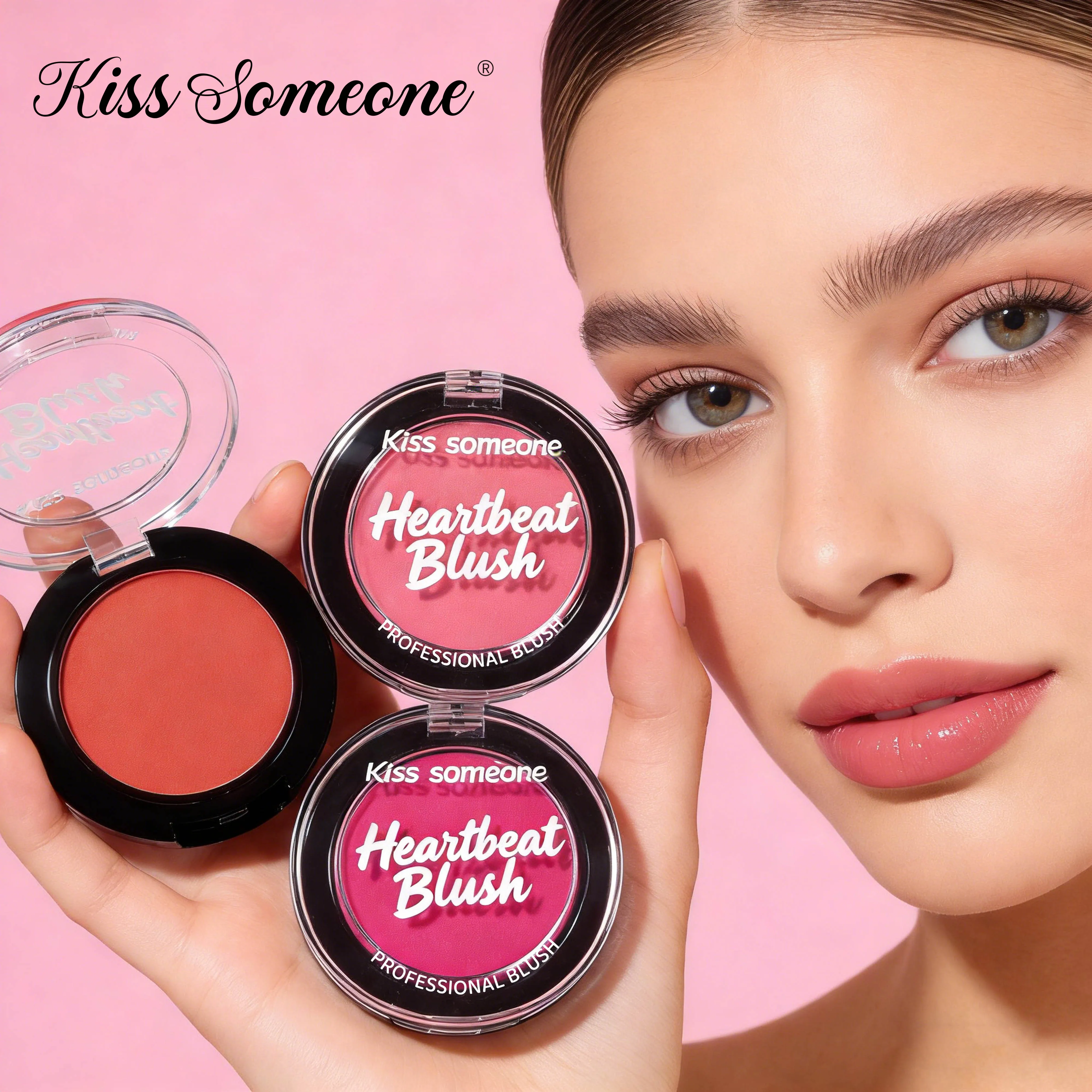 Velvet matte powder blusher, soft and smooth in texture, naturally tinged, lasting, suitable for facial makeup