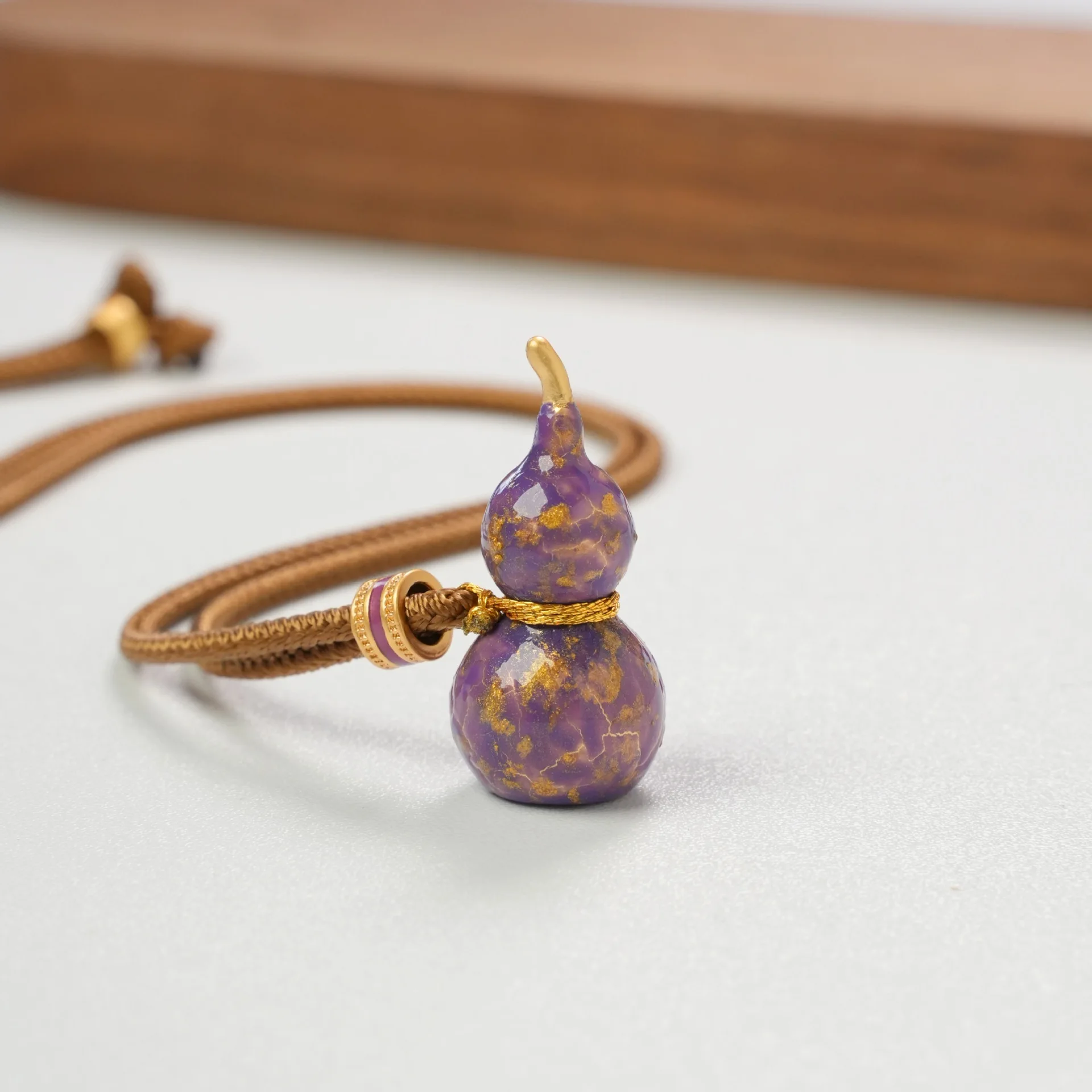 

Fashion Jewelry Vintage Purple Gourd Pendant Necklace For Women Sweater Chain Adjustable Rope National Style Necklace Jewelry
