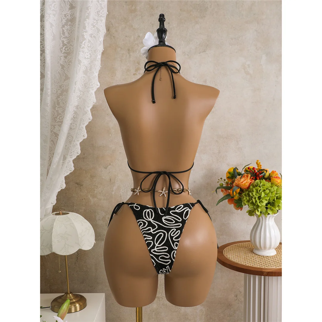 Mit Sarong-Halterneck-Bikini, bedruckter Bikini, Damen-Badebekleidung, dreiteiliges Bikini-Set, gepolsterter Badeanzug, Badebekleidung, Badeanzug, Modell V8073. – Detail 18