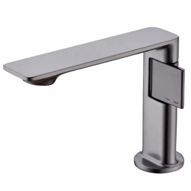 

Modern minimalist all copper bathroom faucet water nozzle home decoration cold and hot splash proof basin accessor