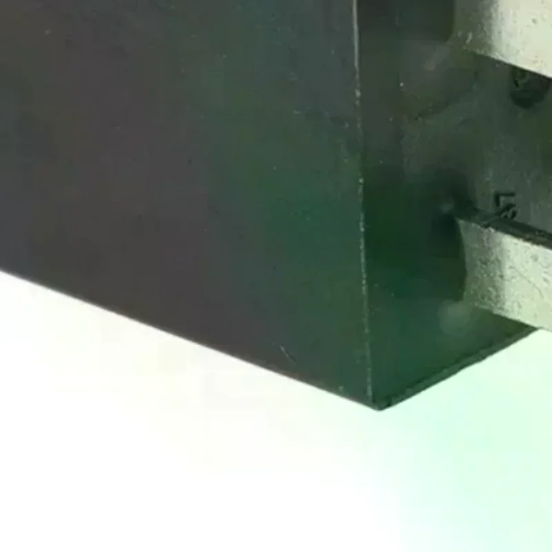 

Светодиодная мигалка 12 В с регулируемой частотой, светодиод CF14, 3-контактная регулировка, 12 В, светодиодное реле мигалки, автомобильный индикатор указателя поворота, мигалка