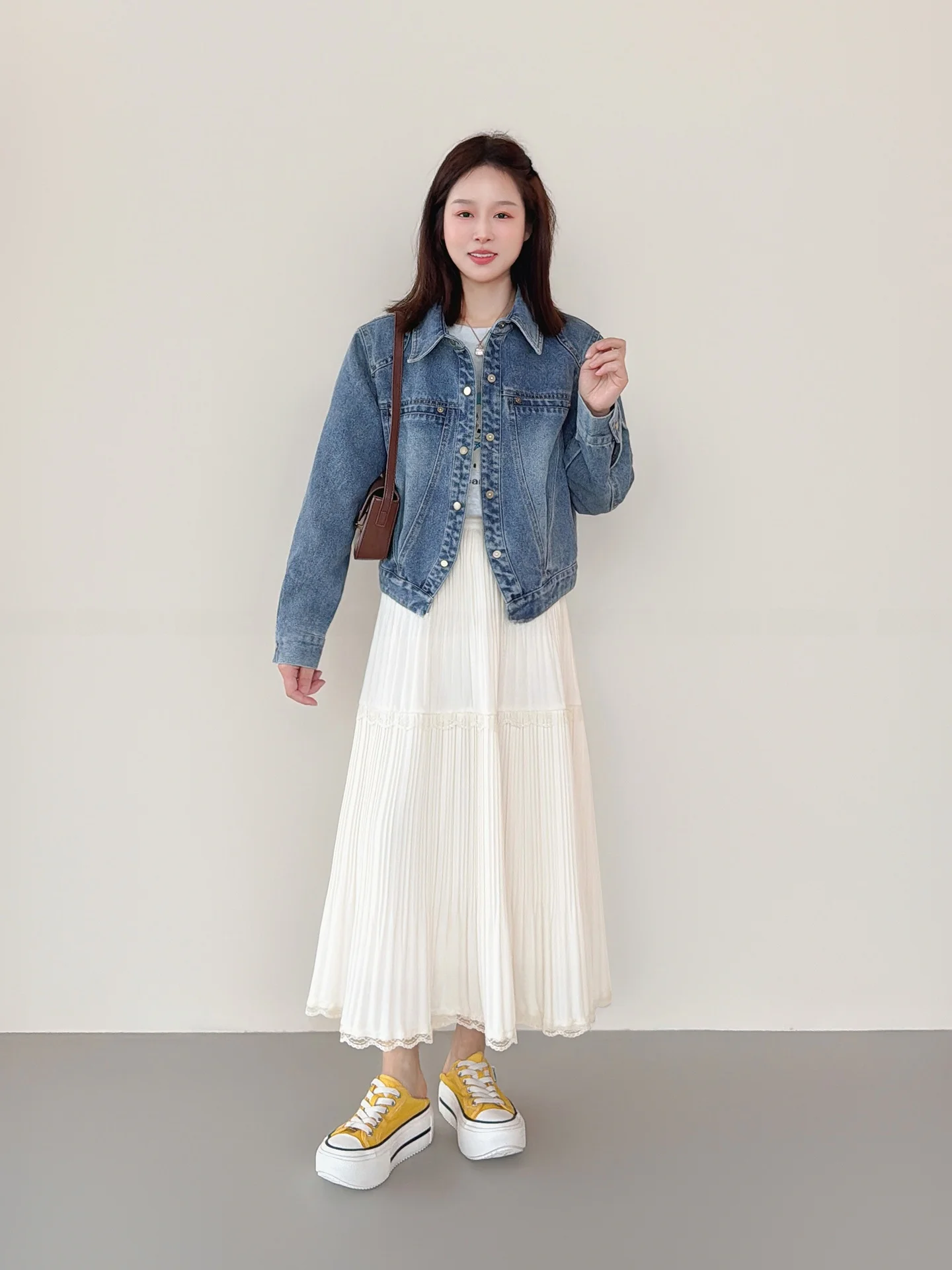 

Модная повседневная плиссированная юбка для невысоких женщин: стильная, стройнящая, длинная, с высокой талией, А-силуэт, весна-лето