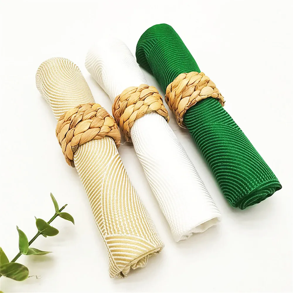 Natural Straw Woven Napkin Holder Mouth Wipe Bibs Grass Rings Buckle Hotel Restaurant Christmas Tableware Table Decoration