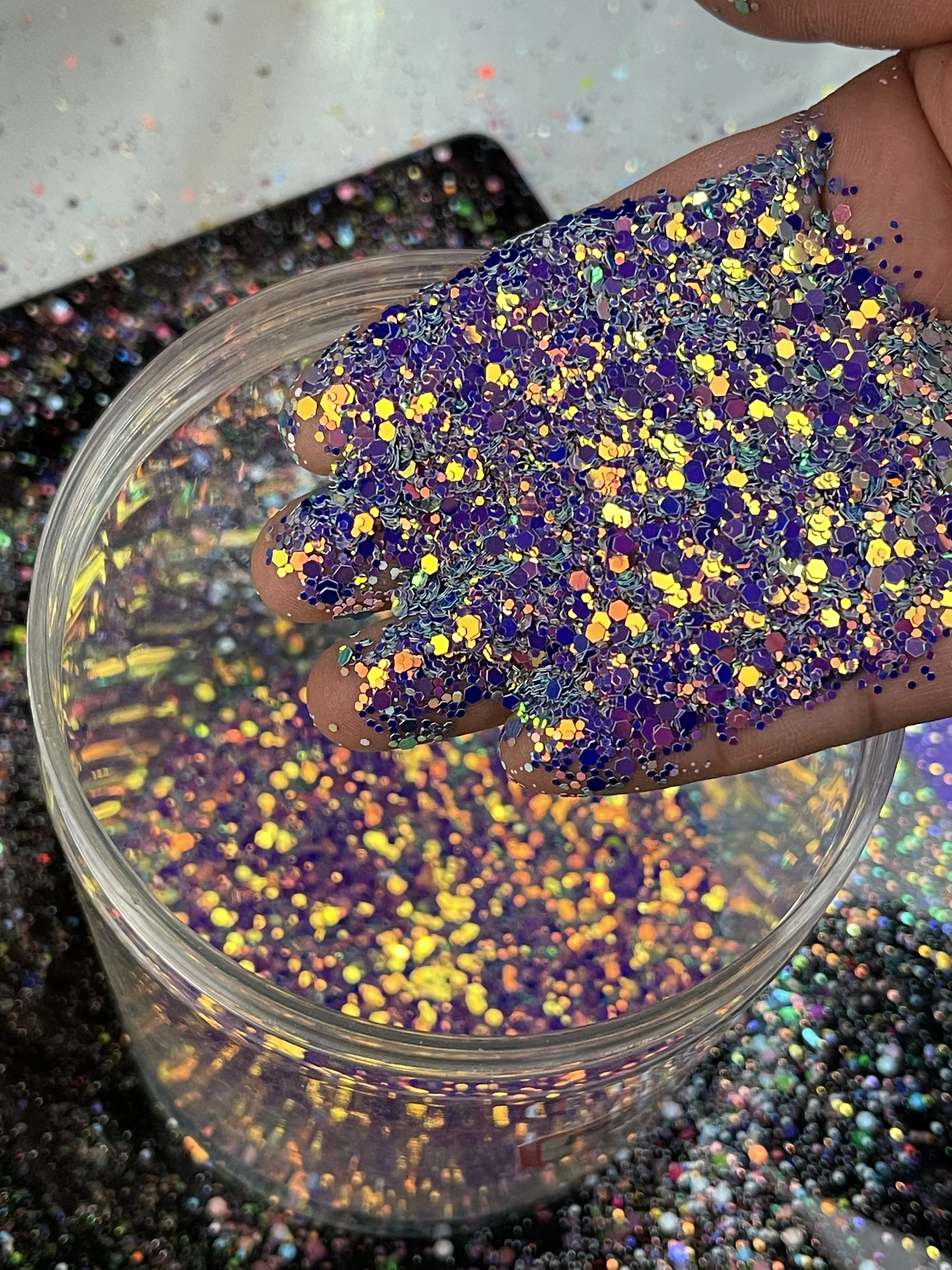 50g Holographic Chameleon Nail Glitter Mixed Hexagon Sequins Make up Flakes Rainbow Pigment Chunky Irediscent Glitter Decoration