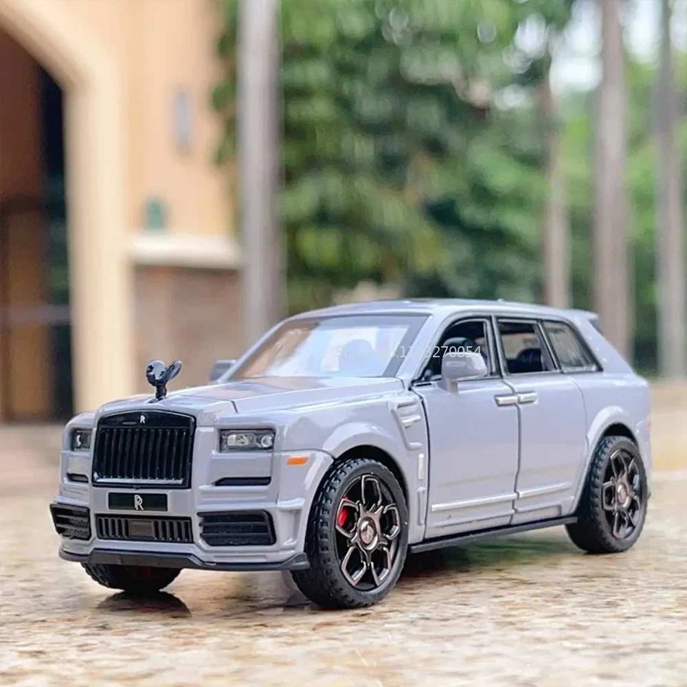 1:36 Rolls-Royce Cullinan M4 Alloy Miniature Car Models Diecast Toys Metal Vehicles Sound Light Pull Back Toy Kid Christmas Gift
