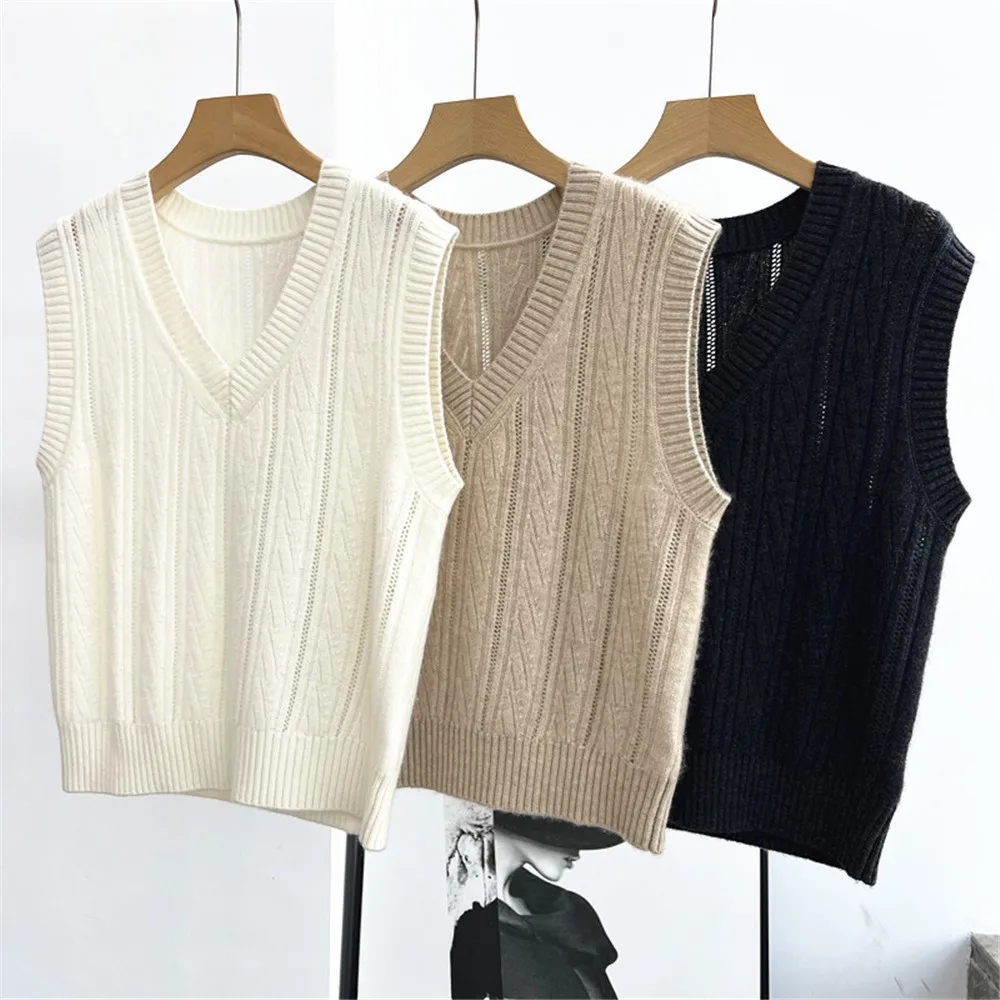 

Women's V-Neck Solid Color Hollow Out Cashmere Knitted Sleeveless Vest