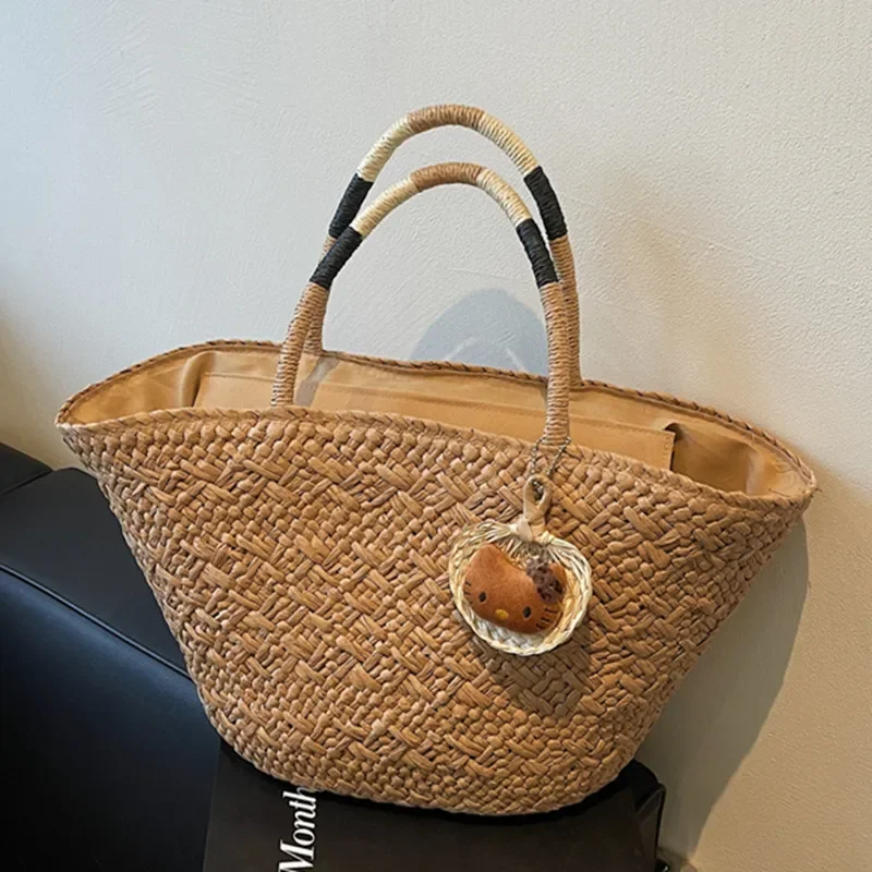 

New 2025 Luxury Women Straw Woven Basket Handmade Handbag Large Capacity Straw weaving Beach Bag Bohemian Travel Shoulder Bags