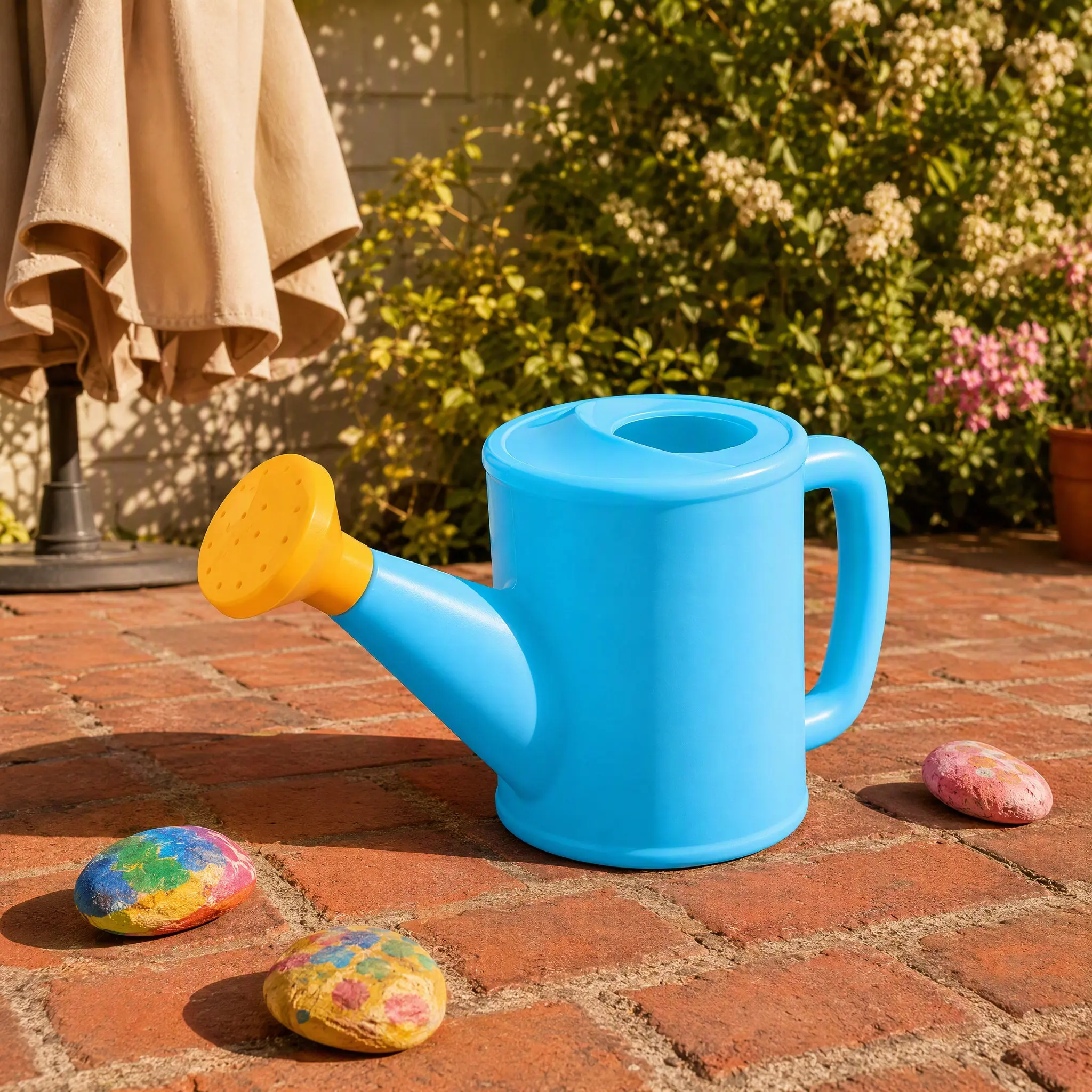 Kids Plastic Watering Can Bright Blue Easy Use Garden Tool for Children Outdoor Sand Playing Bath Sand Water Sprayer