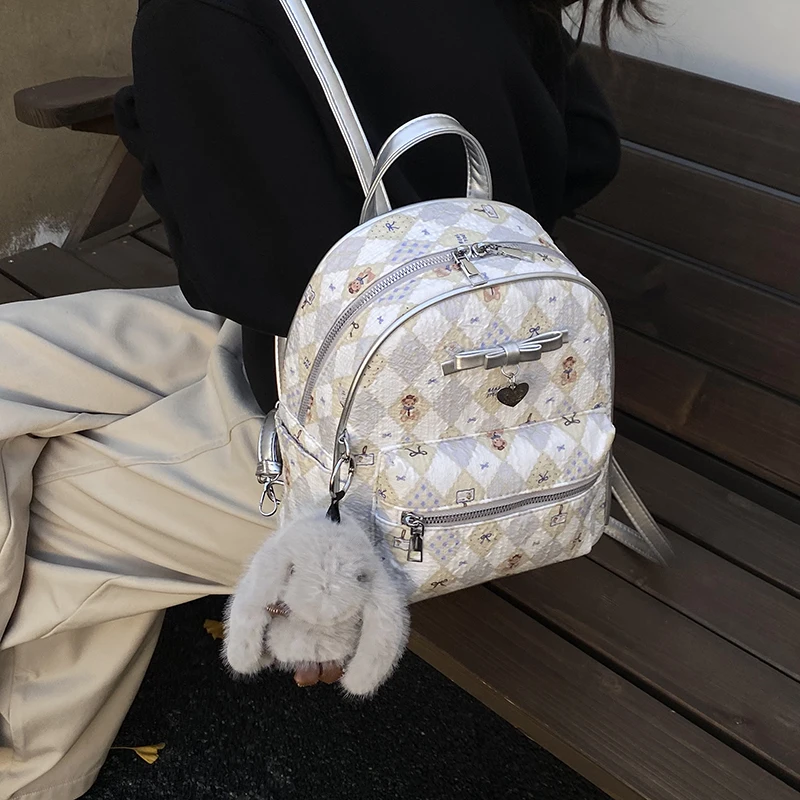 กระเป๋าเป้พิมพ์ลายหมีน่ารักสำหรับผู้หญิง 2025 ใหม่ กระเป๋าเดินทางลำลองความจุขนาดใหญ่ 6378XQ