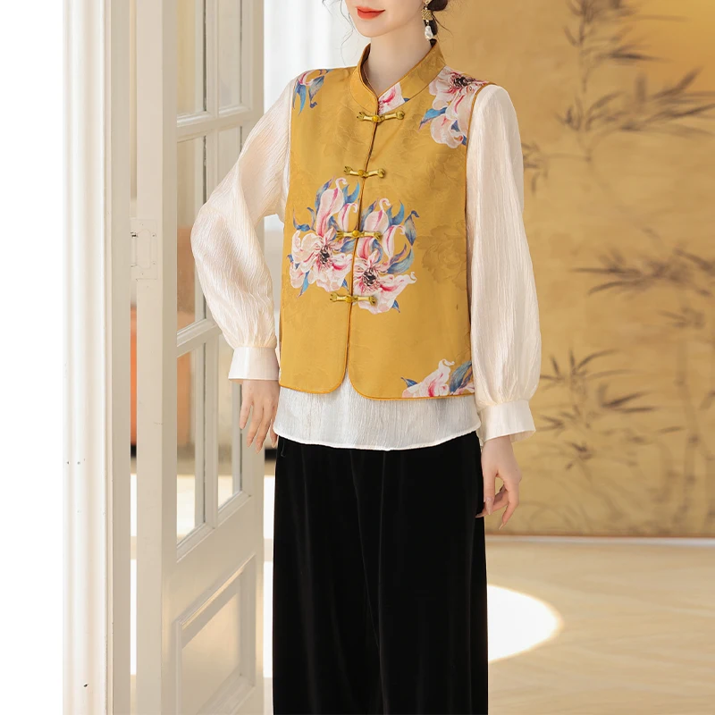 

Новый китайский весенний комплект одежды для женщин старше 40 лет: модный свободный крой, рубашка с длинным рукавом и жилет, комплект из двух предметов.