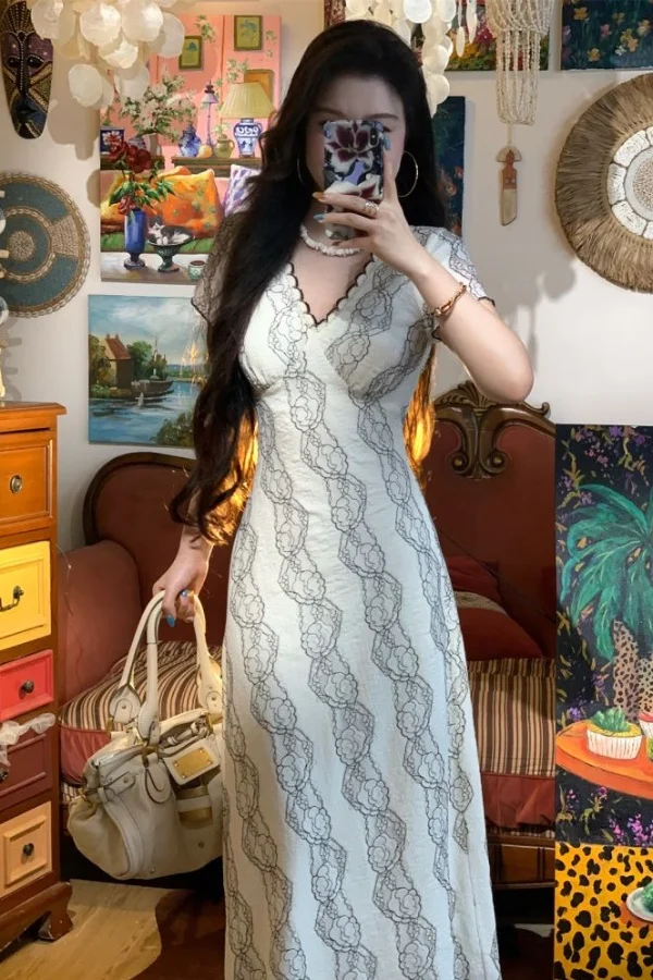 

French Vintage V-Neck Short Sleeve Dress Summer Indie Elegant Waist Tie A-Line Maxi Soft Touch Boho Chic Dress Women's Clothing