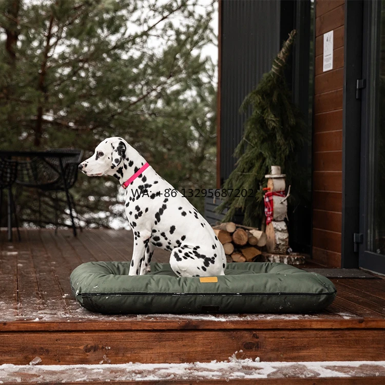 

Экологичная роскошная водонепроницаемая кровать для собак, сертифицированная OEKO-Tex, новый дизайн, домашний и уличный коврик для подушек для кровати для домашних животных