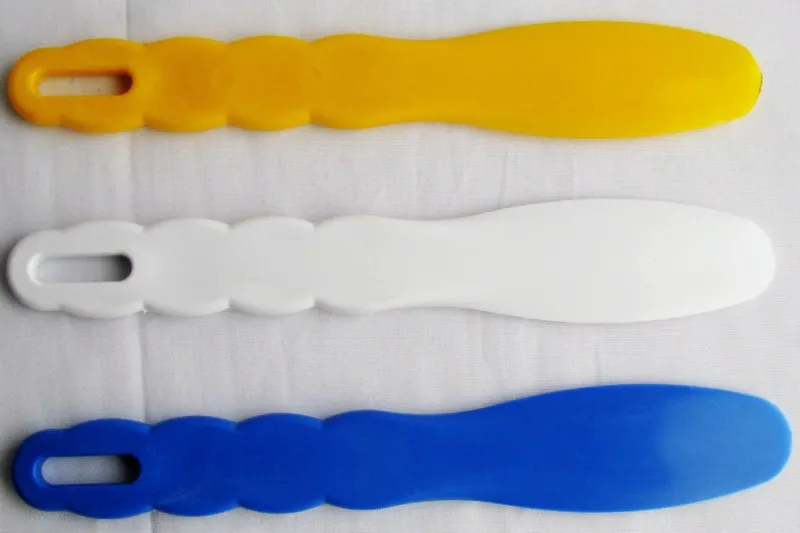 

50PCS Dental Spatula Straight Spatulas High temperature special design easy use easy mixing SL504