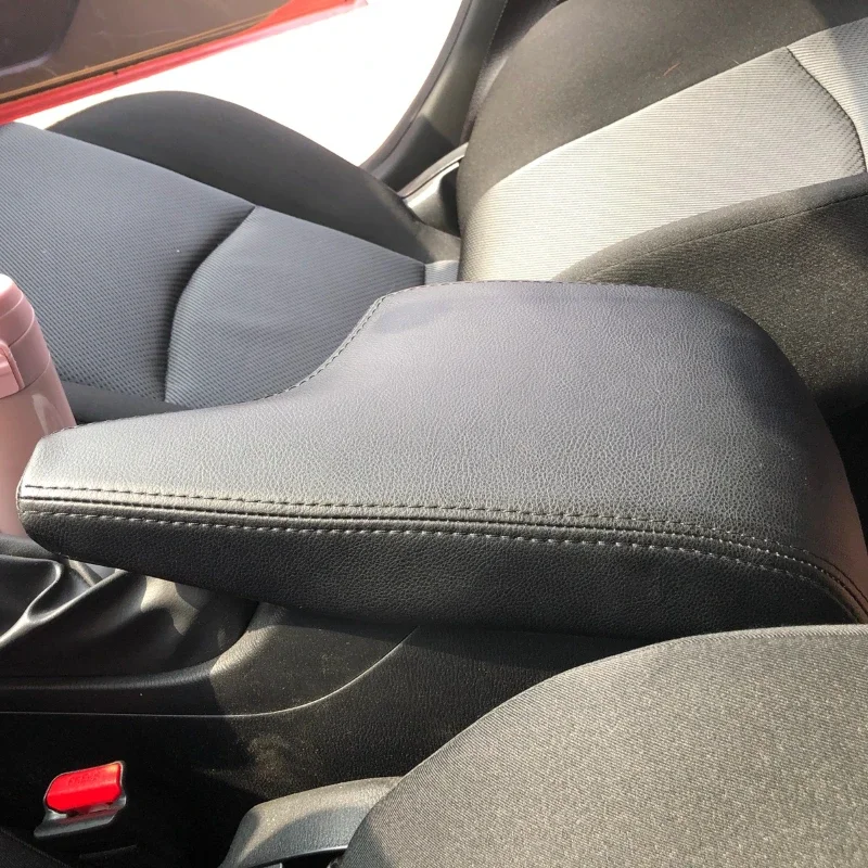 Car Accessories Interior For Mazda 3/Axela 2014-2019 Armrest Box Leather Cover, Center Console Armrest Protector Interior Parts