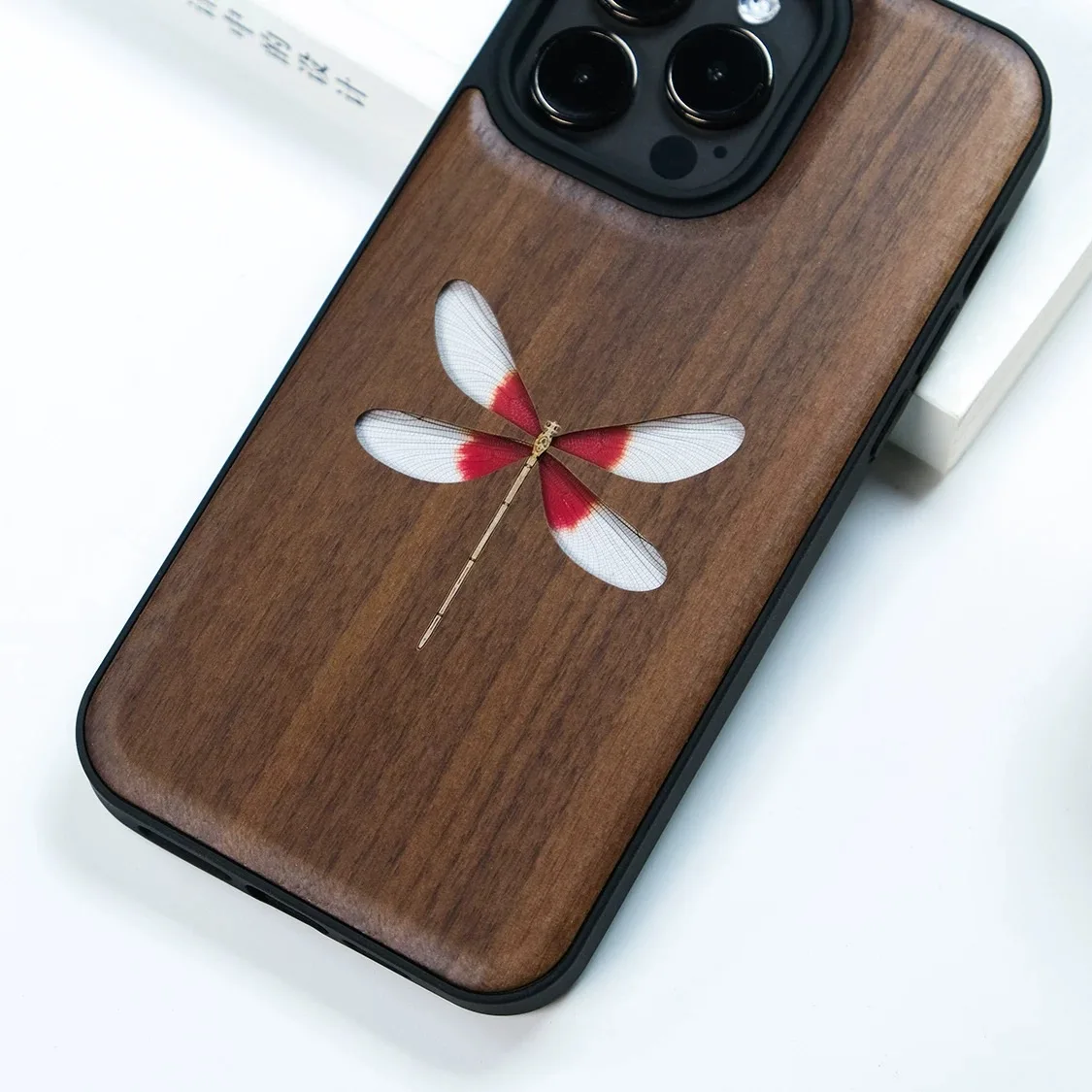 Чехол для мобильного телефона из цельного дерева с настоящим образцом стрекозы, подходит для телефонов iPhone и Android, поддерживает надпись