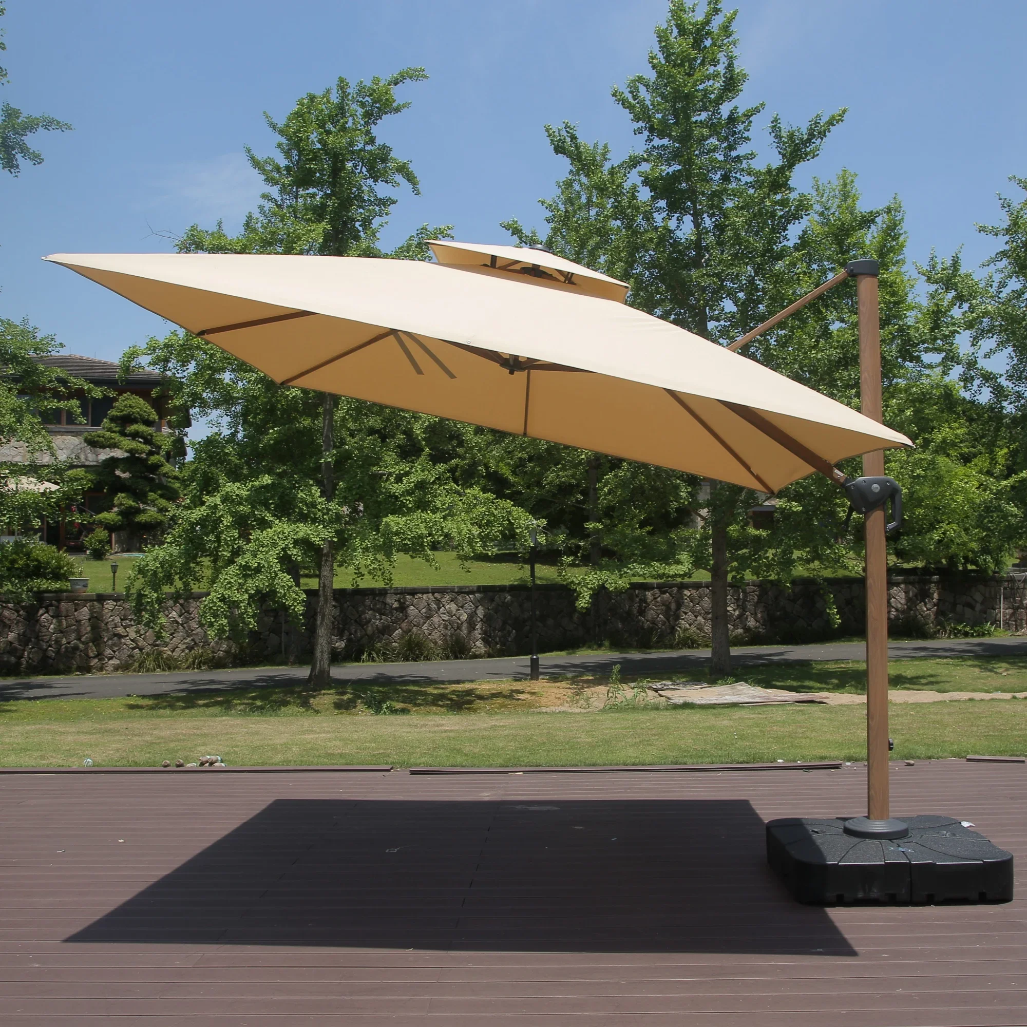 ！@2.7*2.7M Cantilever Patio Umbrella 360 Degree Rotation Easy Tilt Adjustment Windproof Wood Grain Aluminum Square Offset Umbrel
