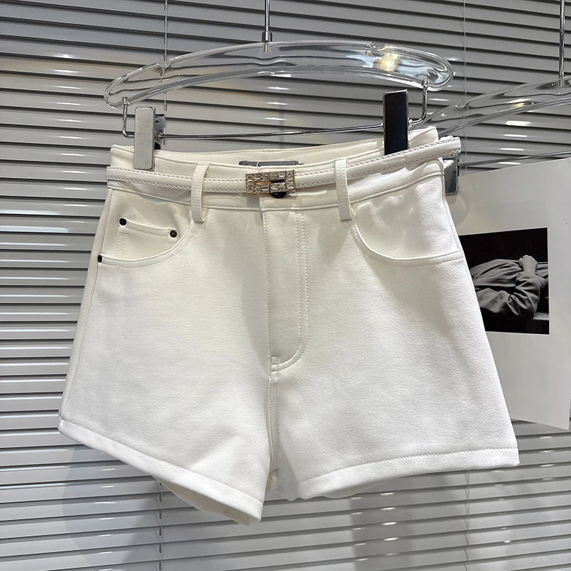 2025 Autumn New Elegant Pure Desire Style Water Diamond Buckle Belt with Velvet Straight Tube Fashion Commute Shorts